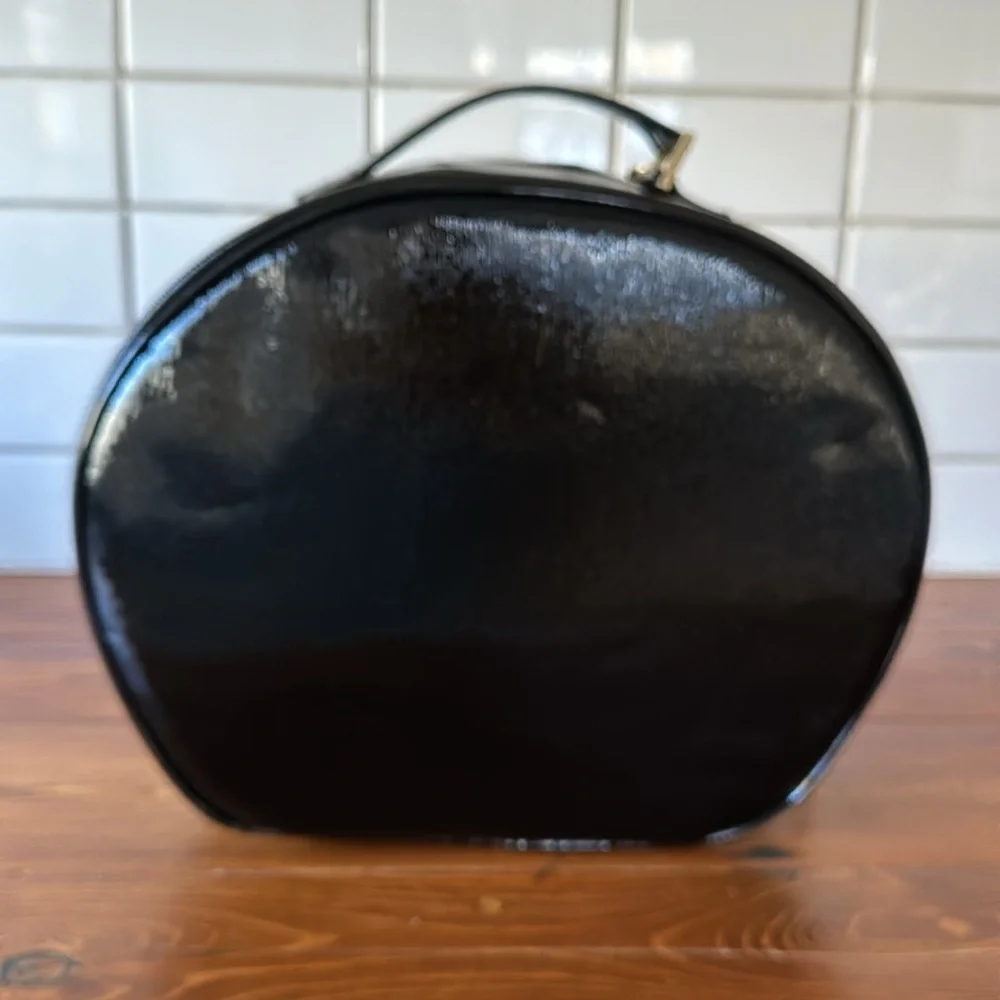 LANCÔME Paris Black Textured Patent Round Cosmetic Case with Key Ring